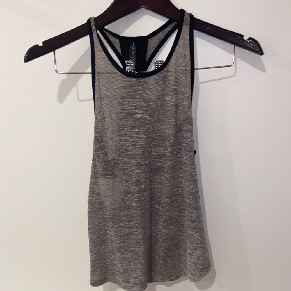 Athletic tank top